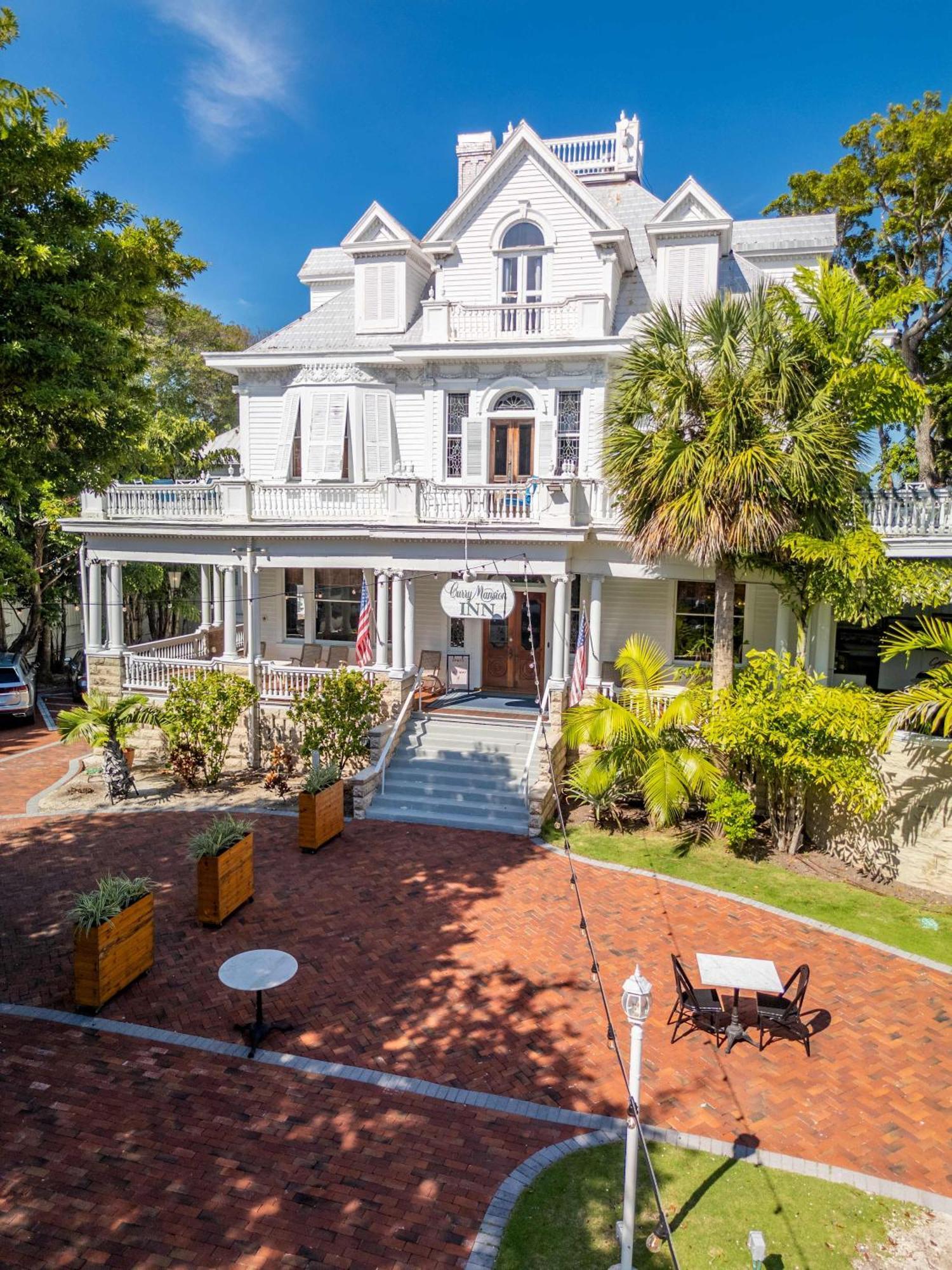 Deluxe Queen At The Curry Mansion - Parking & Heated Pool! Key West Exteriör bild